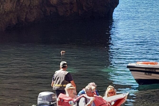 enjoy-the-private-algarve-coast-tour-from-lagos-by-van