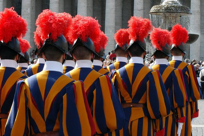 exclusive-vatican-museum-sistine-chapel-skip-the-line-group-tour