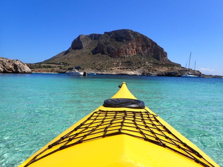 favignana-kayak-excursion-snorkelling-and-adventure