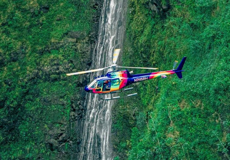 from-honolulu-oahu-60min-helicopter-tour-with-doors-off-on