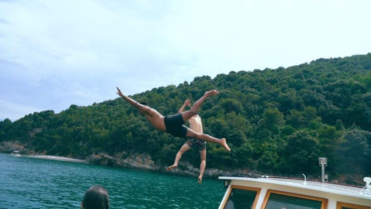 from-la-spezia-cinque-terre-boat-tour-with-lunch-and-wine