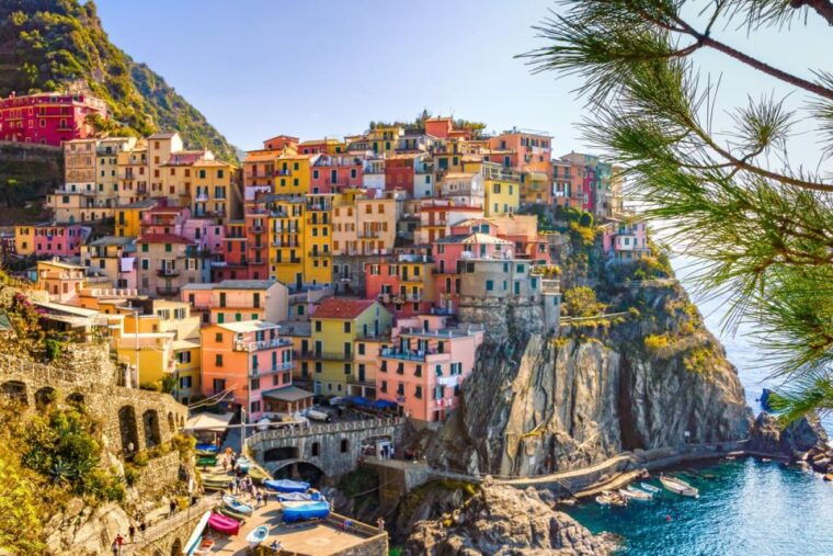 from-livorno-day-trip-to-pisa-and-cinque-terres-manarola