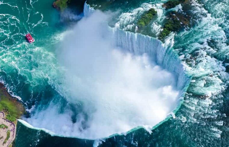 from-montreal-toronto-niagara-falls-1000-islands-tour