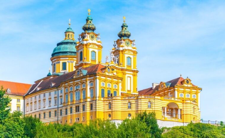 from-vienna-melk-salzburg-and-hallstatt-private-tour