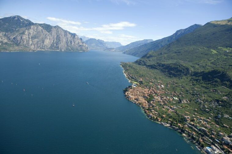 full-day-lake-garda-tour-bus-public-boat-with-guide