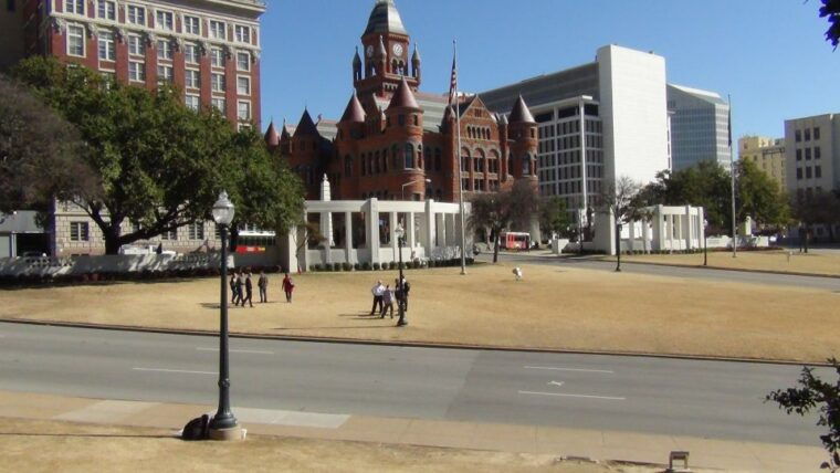 full-day-small-group-tour-of-dallas-the-jfk-assassination