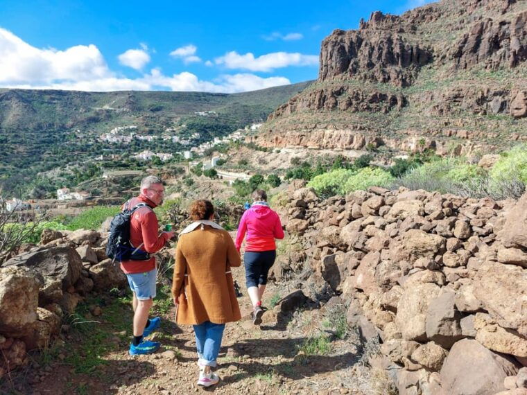 gran-canaria-cave-oasis-red-gorge-adventure-picnic