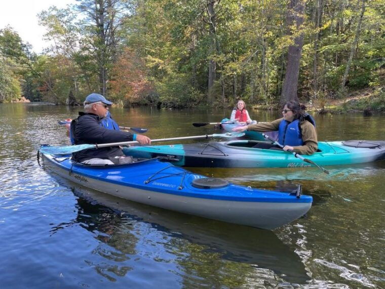 guided-covered-bridge-kayak-tour-southern-maine