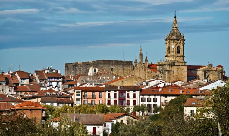 hondarribia-city-highlights-guided-walking-tour