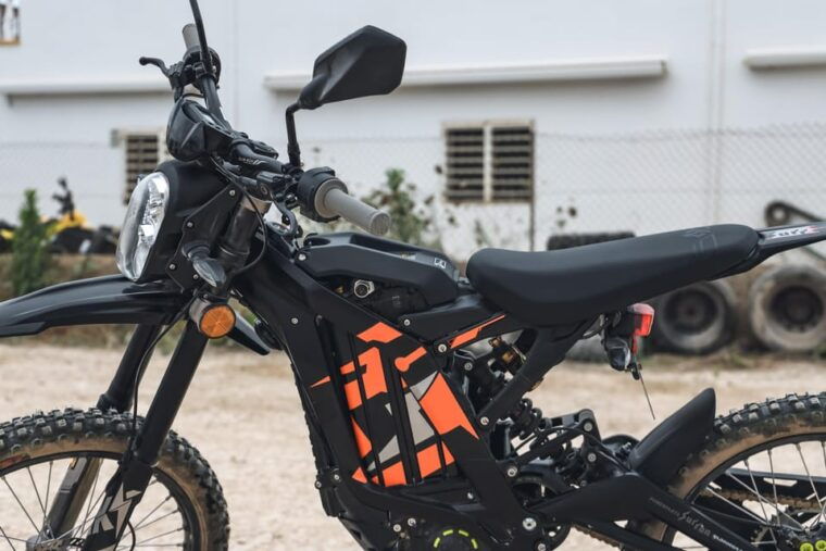 ibiza-tour-with-electric-cross-motorcycle-surron