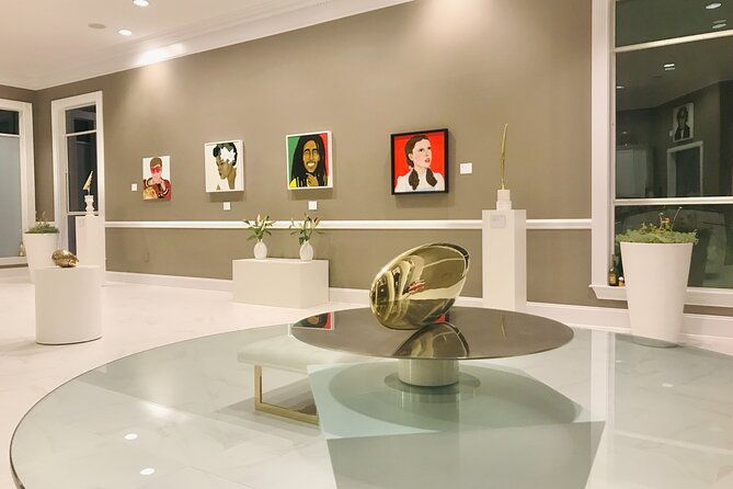 icons-museum-exclusive-tour
