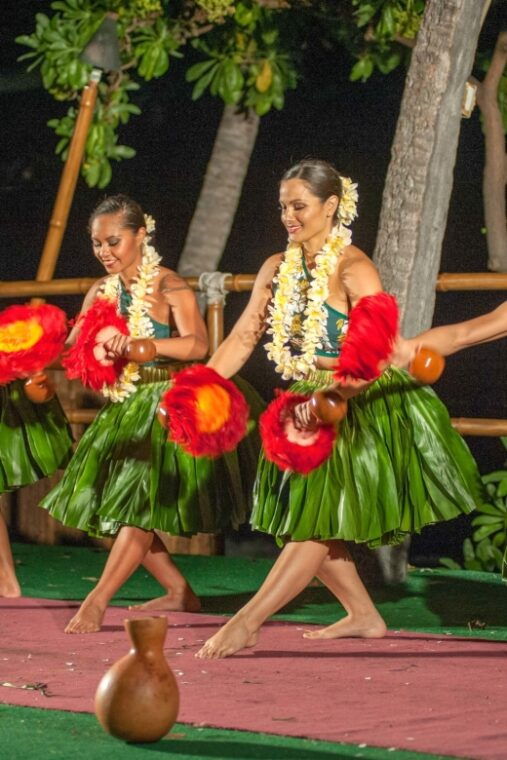 kailua-kona-voyagers-of-the-pacific-luau-with-buffet-dinner