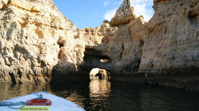 lagos-private-boat-cruise-to-ponta-da-piedade