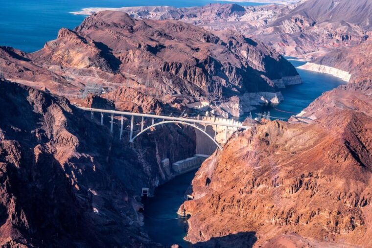 las-vegas-grand-canyon-west-rim-extended-helicopter-tour