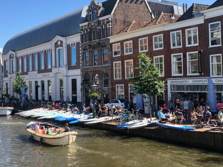 leiden-paddleboard-rental-to-explore-leidens-canals