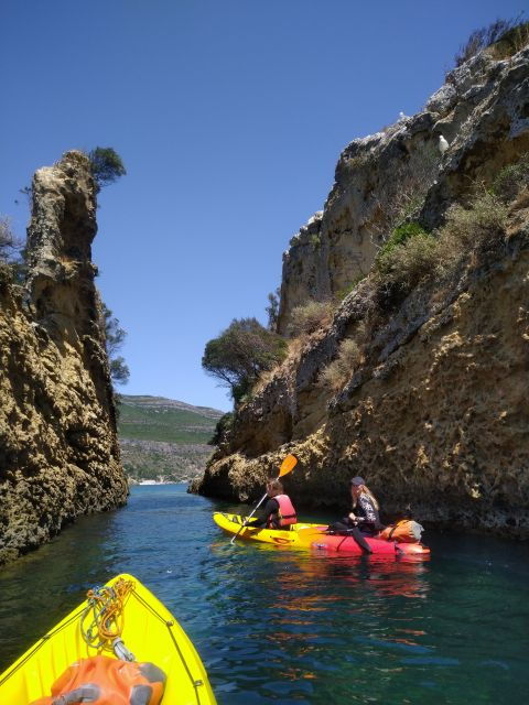 lisbon-arrabida-kayak-and-coasteering-adventure-tour