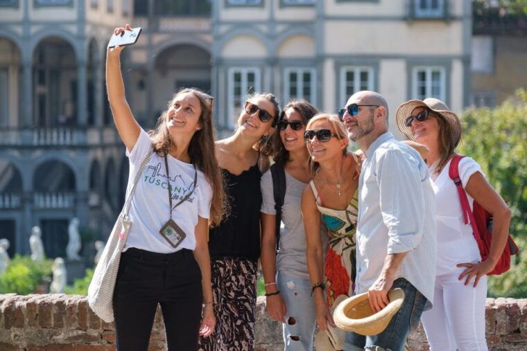 lucca-morning-food-tour-with-snacks-and-coffee