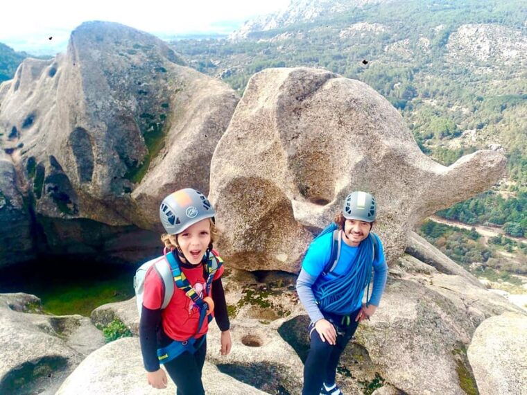 madrid-rock-climbing-in-pedriza-national-park-transport