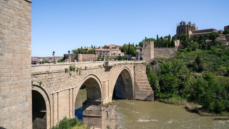 madrid-toledo-and-el-escorial-full-day-coach-tour