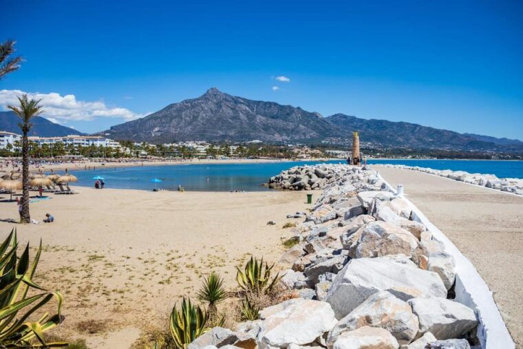 marbella-express-walk-with-a-local-in-60-minutes