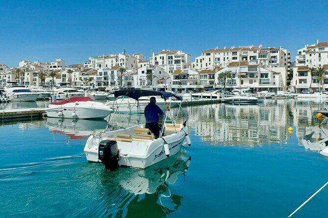 marbella-self-drive-boat-rental-with-dolphin-sighting