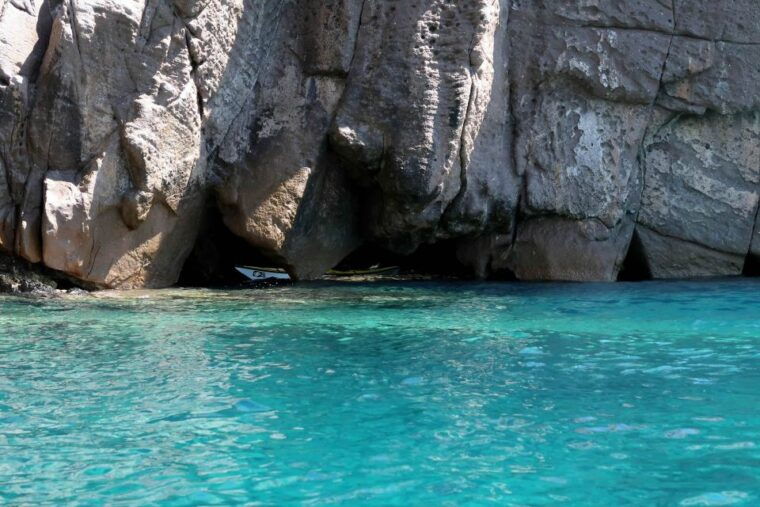 marciana-marina-elba-island-full-day-kayaking-tour