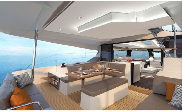 marseille-catamaran-cruise-to-discover-frioul-islands
