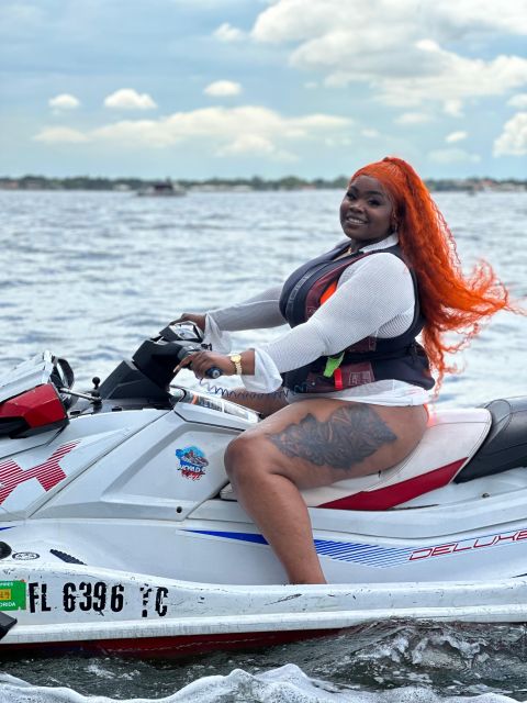 miami-beach-jetski-rental-experience-with-boat-and-drinks
