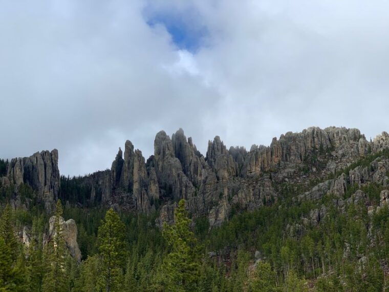 mt-rushmore-crazy-horse-custer-state-park-monument-tour