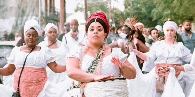 new-orleans-voodoo-blessing-ceremony-with-personal-reading
