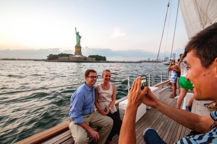 new-york-city-sunset-sail-aboard-a-schooner