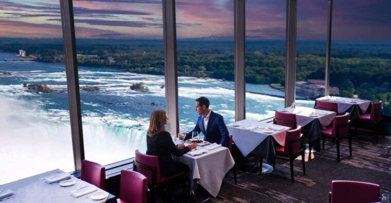 niagara-falls-canada-dining-experience-at-the-watermark