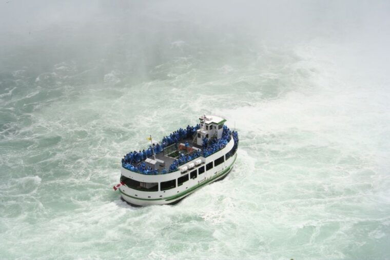 niagara-falls-usa-day-and-night-tour-with-light-show