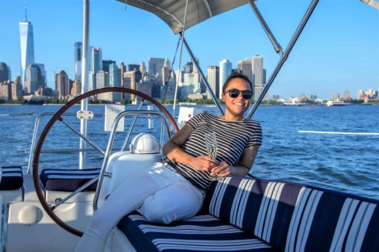 nyc-private-sailing-tour-to-statue-of-liberty