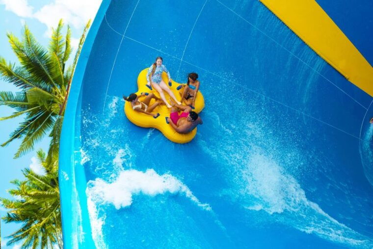 oahu-wet-n-wild-waterpark-ticket-with-waikiki-transfer