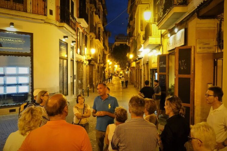 palma-old-town-sunset-tour-and-food-tastings