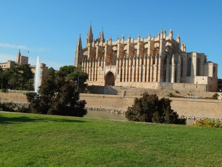 palma-old-town-tour-cathedral-skip-the-line-ticket