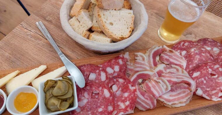 pisa-a-lunch-foodie-tour-with-a-local-expert-sommelier