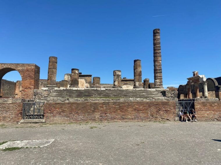 pompeii-from-napoli-transfer-entry-ticket-guided-tour