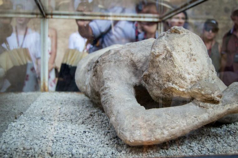 pompeii-skip-the-line-tkt-transfer-from-naples