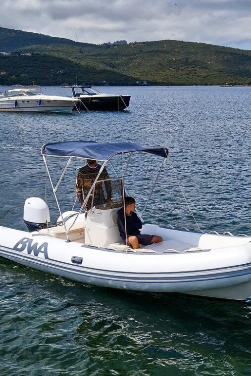 porto-rotondo-drive-your-boat-no-licence-needed-2