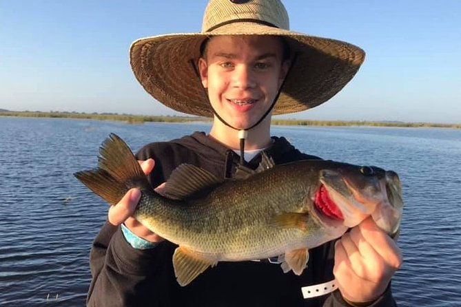private-4-hour-lake-istokpoga-bass-fishing-charter-in-florida