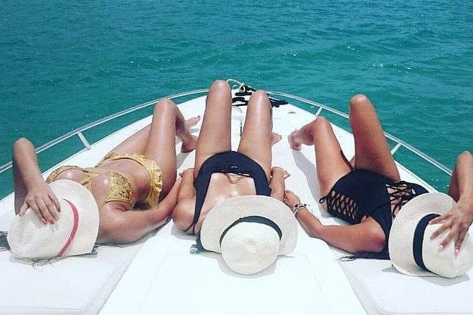 private-boat-rental-20-people-all-day-in-cartagena