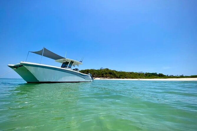 private-full-day-boat-trip-to-las-perlas-and-contadora