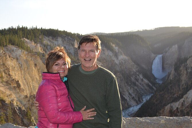 private-full-day-grand-canyon-of-yellowstone-hiking-adventure-up-to-8-people