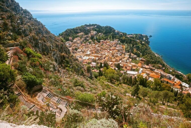 private-taormina-top-city-sights-walking-tour