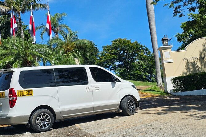 private-transportation-from-liberia-airport-to-reserva-conchal-2