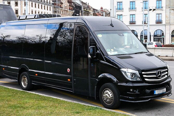 ravenna-or-cruise-port-to-venice-water-taxi-arrival-transfer-2