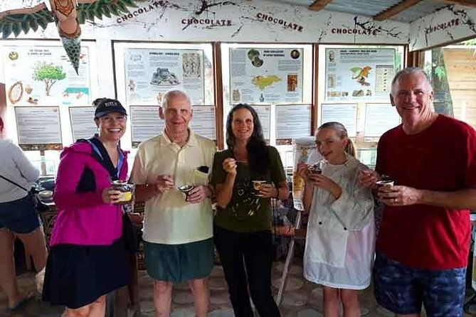 roatan-fun-bus-group-sightseeing-island-private-tour