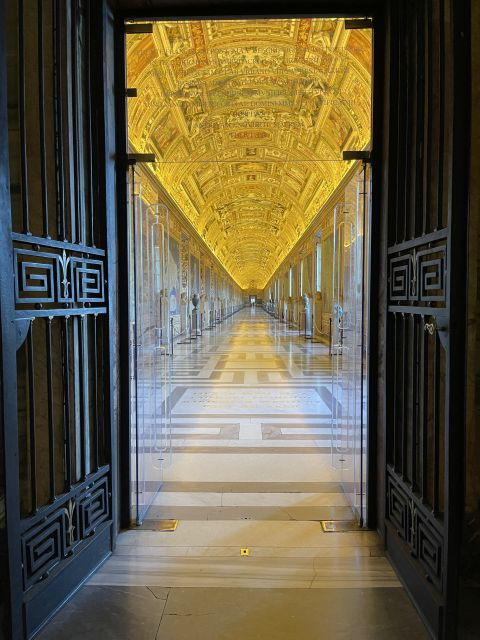 rome-sistine-chapel-vatican-tour-with-pre-opening-access